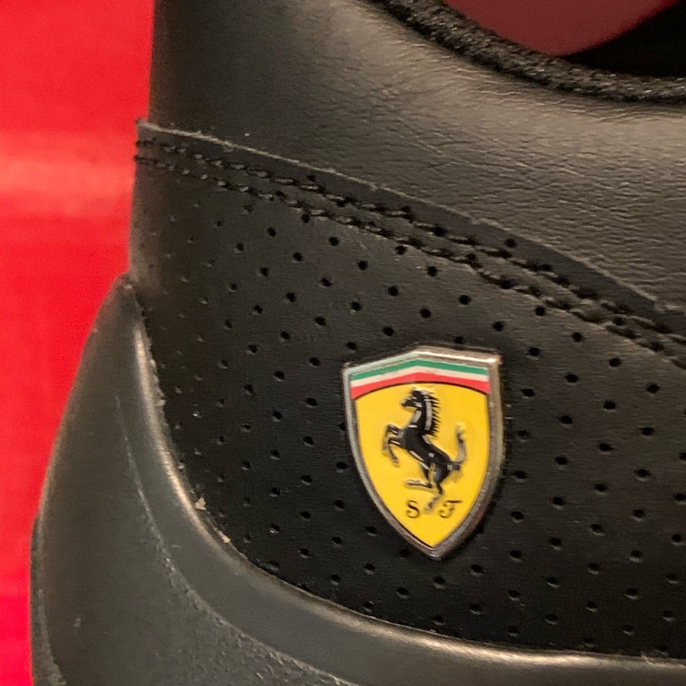Ferrari Sneakers - Picture 4 of 8